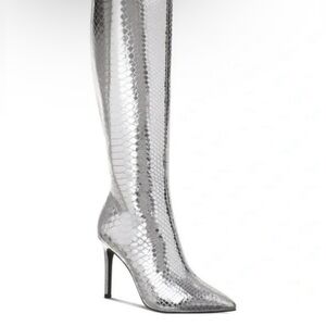 NEW INC International Concepts Metallic Silver Heeled Boots 🤍